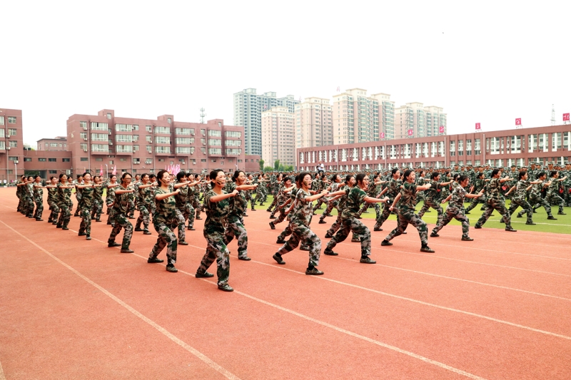 892A5564_爱奇艺.jpg